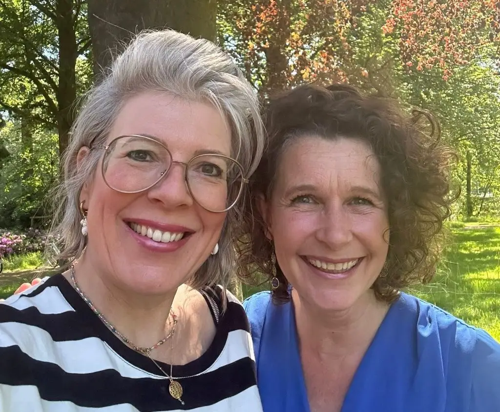 Inge Smak-Hemmes met een tevreden opdrachtgever